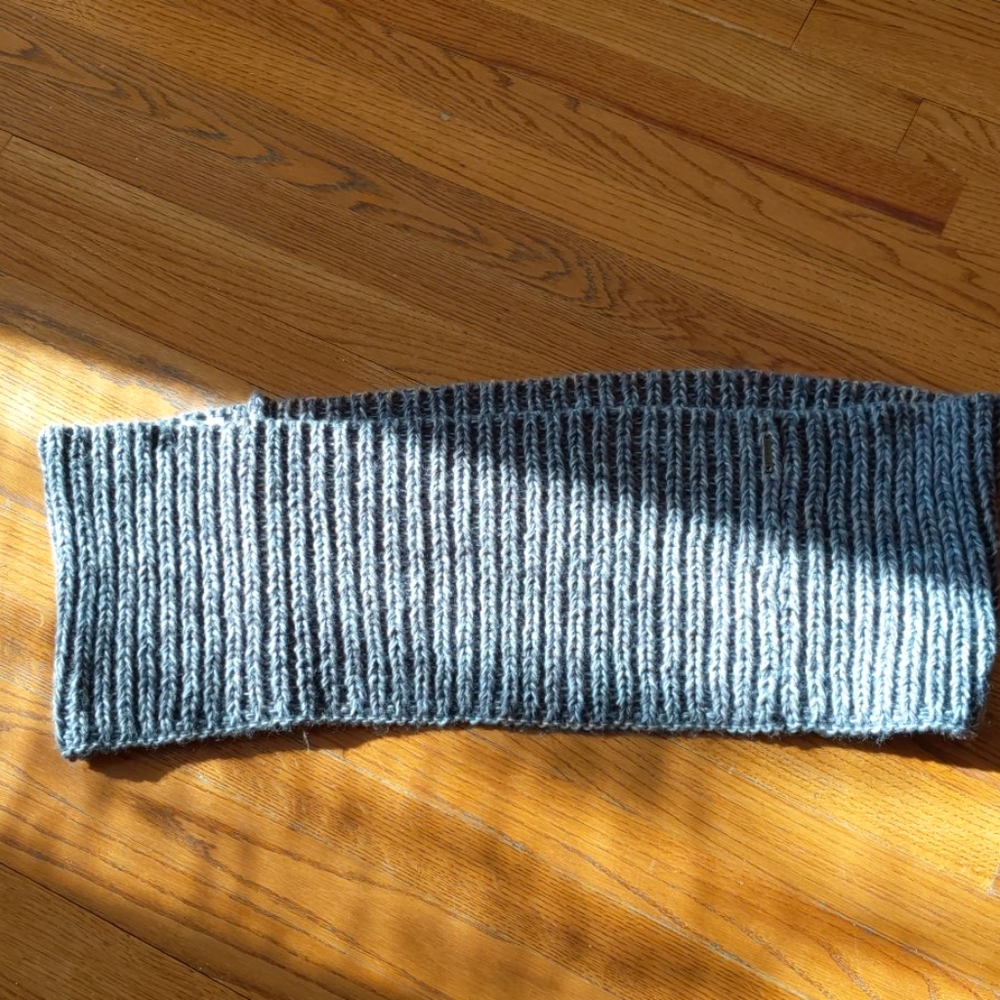 Scarf. Brand new. No tags